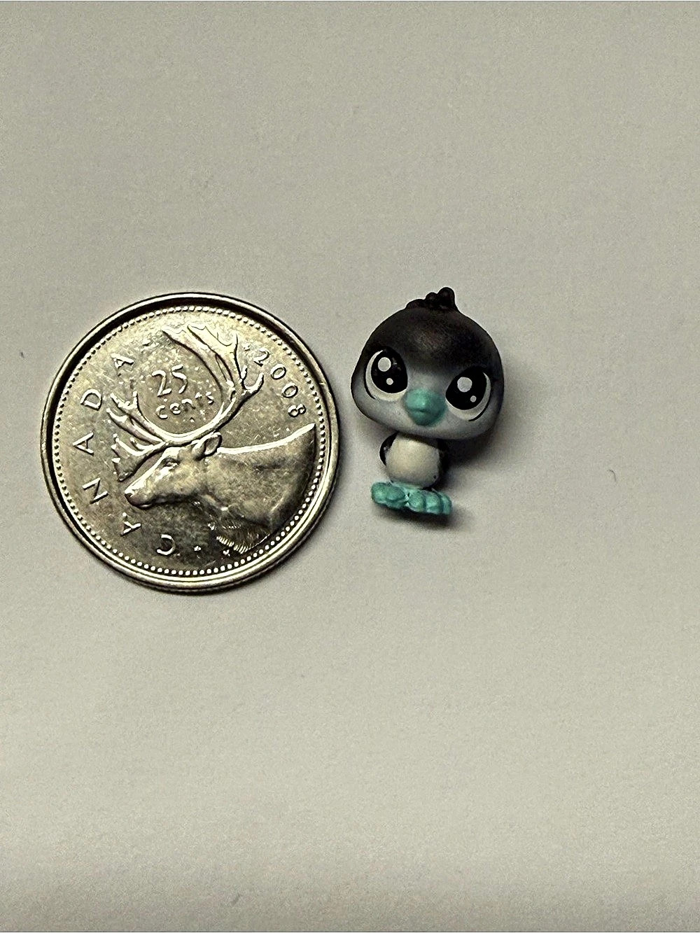 Hasbro Littlest Pet Shop Teensies Penguin Figure Black & Green